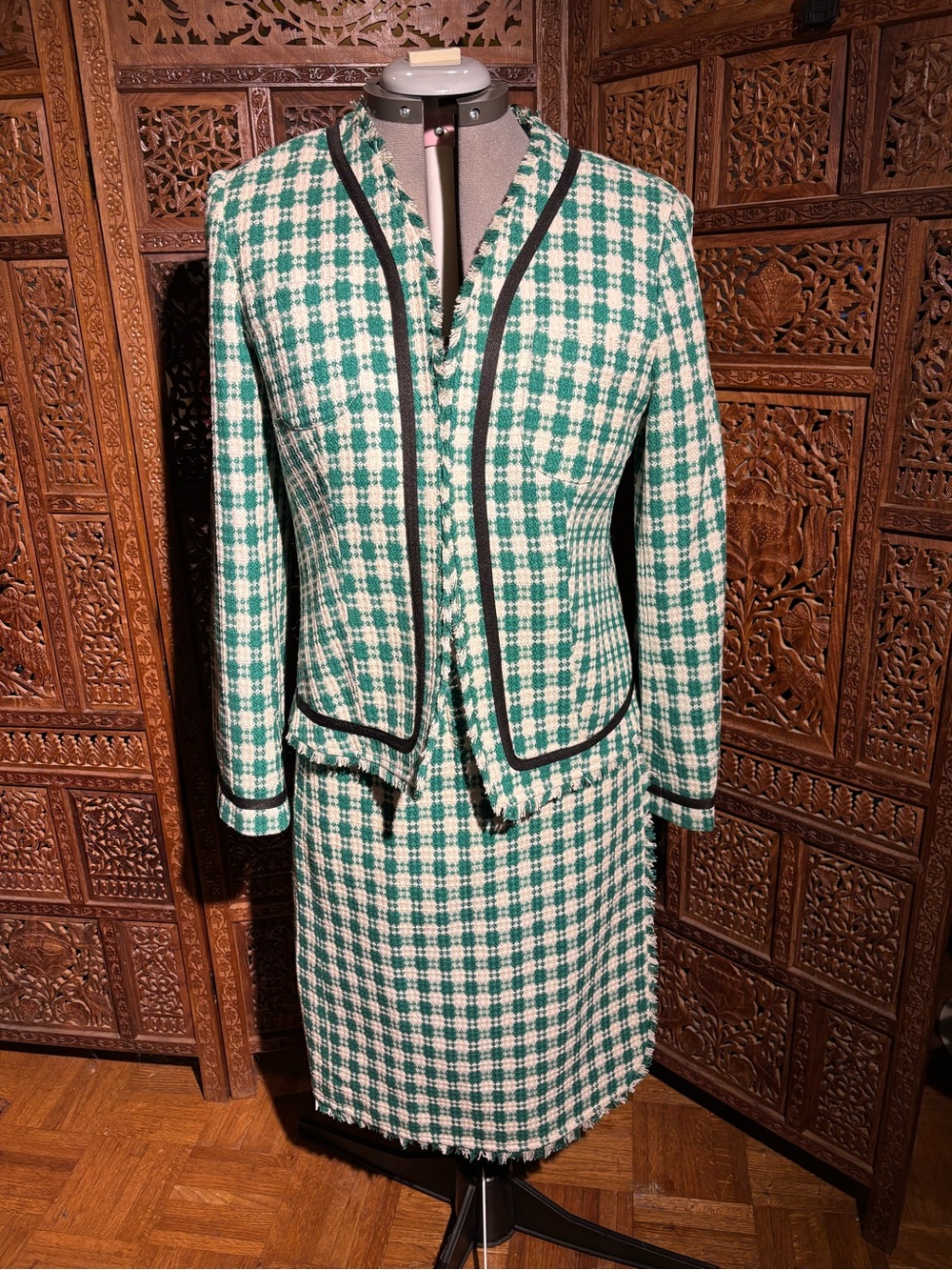 Vintage ISC Tailored Green & White Houndstooth Women's Suit with Black Trim